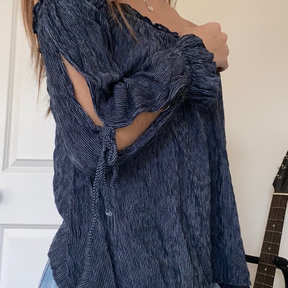 off the shoulder top - Picture 3 of 4